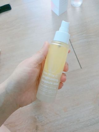원데이즈유 프로 바이타 씨 브라이트닝 앰플 미스트 — 5점을 준 리뷰어가 2021년 1월 올린 사용 사진
