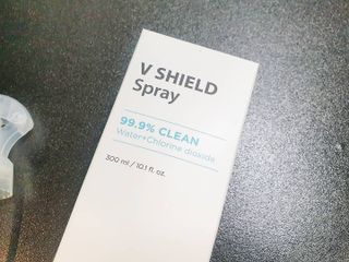 브이쉴드 살균 스프레이 300ml — 4.5점을 준 리뷰어가 2021년 7월 올린 사용 사진