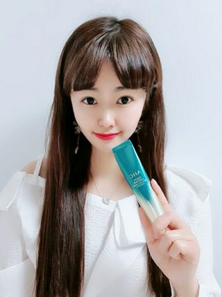 [NEW 탄력유턴 아이크림] AHC 유스 래스팅 리얼 아이크림 포 페이스 — 5점을 준 리뷰어가 2021년 1월 올린 사용 사진