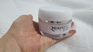 렉스리 크리에이티브 크림  Rexri Creative Cream — 5점을 준 리뷰어가 2022년 6월 올린 사용 사진