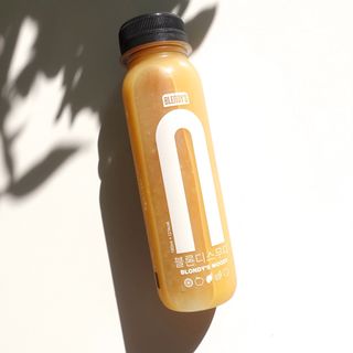 BLENDY'S 핑크 스무디+블론디 스무디 — 4점을 준 리뷰어가 2021년 10월 올린 사용 사진