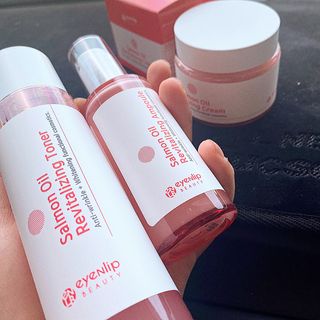 아이앤립 / EYENLIP 아이앤립 연어오일 리바이탈라이징 토너+앰플+크림 3종 세트 — 4점을 준 리뷰어가 2021년 7월 올린 사용 사진