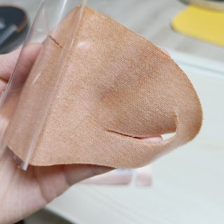 아이디플라코스메틱 아이디 페이스핏 마이너스 밴드 v2 — 5점을 준 리뷰어가 2021년 10월 올린 사용 사진