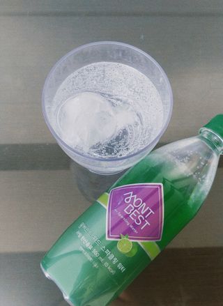 몽베스트 Montbest with Sparkling water Lime20병 — 4.5점을 준 리뷰어가 2021년 10월 올린 사용 사진