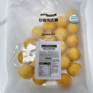 Dog&Ball 독앤볼 [Dog&Ball] 미니찹쌀볼도그 찹쌀치즈볼 — 5점을 준 리뷰어가 2021년 9월 올린 사용 사진