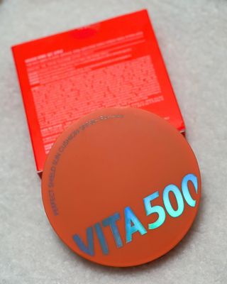 광동생활건강 MF[광동] 비타500✨주름개선·미백·SPF50+🌞퍼펙트쉴드 빅 선쿠션 본품 — 4점을 준 리뷰어가 2024년 5월 올린 사용 사진