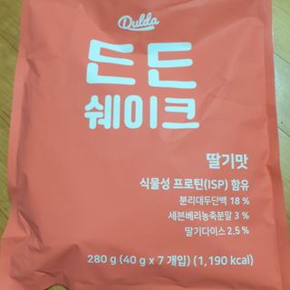 [덜다] 든든 식물성 단백질 쉐이크 40g X 7입 (곡물/딸기) — 5점을 준 리뷰어가 2023년 8월 올린 사용 사진