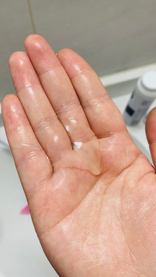비어멕 독일맥주효모 천연탈모샴푸 — 4점을 준 리뷰어가 2021년 2월 올린 사용 사진