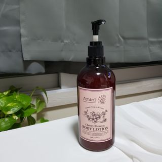 아미니 플라워테라피 바디로션  500ml 시리즈 — 5점을 준 리뷰어가 2021년 1월 올린 사용 사진
