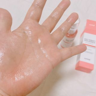 썸헤어 / SUMHAIR 썸헤어 실키 테라피 헤어 에센스 — 5점을 준 리뷰어가 2021년 6월 올린 사용 사진