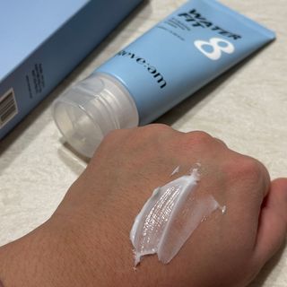 나우_ [리브엠]피부 속부터 겹겹이, 촘촘하게! 워터핏8중 수분착붙 크림 — 5점을 준 리뷰어가 2025년 1월 올린 사용 사진