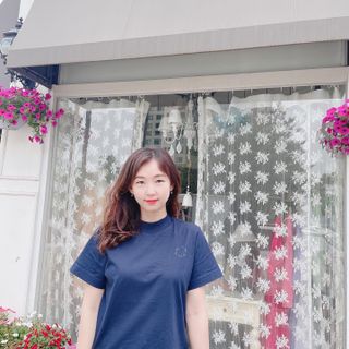 로서울 High Neck T-Shirt Navy, Gray — 5점을 준 리뷰어가 2021년 5월 올린 사용 사진