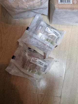 롯데제과 Vbread 포카치아식빵1개 + 미니식빵 1개 + 머핀 2개 세트 — 4점을 준 리뷰어가 2021년 9월 올린 사용 사진