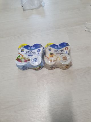 매일바이오 그릭요거트 오리지널 플레인 4개, 로스터리 커피믹스 4개 — 4.5점을 준 리뷰어가 2021년 12월 올린 사용 사진
