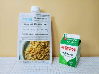 다미즐 [아이슈어] 맛있는 관리의 시작 그래놀라 풀믹스 쉐이크 4종 택 1/7일분/초콜릿, 고구마, 곡물, 바나나 — 5점을 준 리뷰어가 2021년 4월 올린 사용 사진