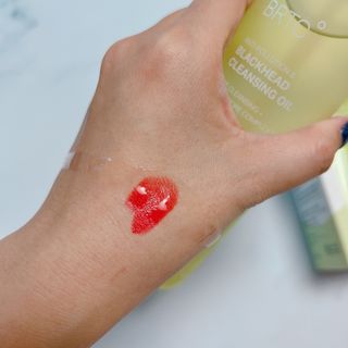 비알티씨 BRTC 안티폴루션 앤 블랙헤드 클렌징오일 300ml — 5점을 준 리뷰어가 2022년 12월 올린 사용 사진