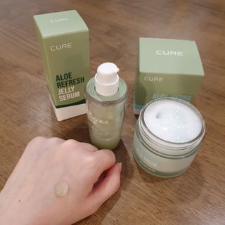 김정문알로에 큐어 큐어 알로에 리프레쉬 젤리 세럼, 큐어 알로에 하이드로 젤리 크림 — 5점을 준 리뷰어가 2021년 3월 올린 사용 사진