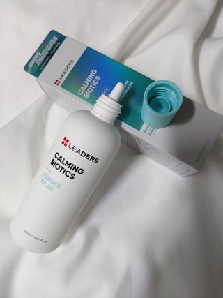 리더스코스메틱 리더스 카밍 바이오틱스 에센스 워터 — 5점을 준 리뷰어가 2021년 3월 올린 사용 사진