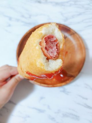 오마뎅 한우핫도그 — 5점을 준 리뷰어가 2021년 5월 올린 사용 사진
