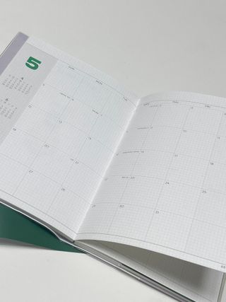 리훈 2024다이어리 아이라이크 모눈다이어리 — 5점을 준 리뷰어가 2023년 9월 올린 사용 사진