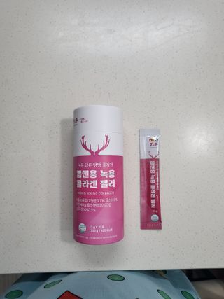 [몸엔용] 녹용 담은 탱탱 콜라겐 녹용 콜라겐 젤리 15g x 20포 — 4점을 준 리뷰어가 2022년 4월 올린 사용 사진