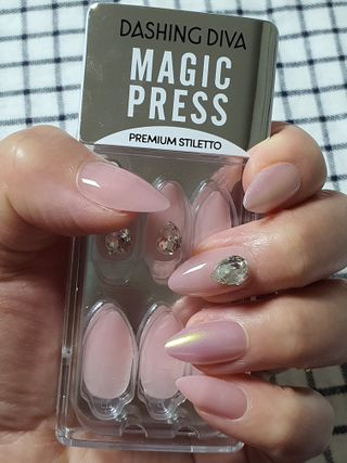 데싱디바 매직프레스 가을신상 스틸레토+오발_5종 중 택1 — 5점을 준 리뷰어가 2021년 9월 올린 사용 사진