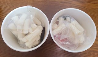 유비쿡 컵떡볶이 매운컵떡볶이2개/ 짜장컵떡볶이 2개  총 4개세트 — 5점을 준 리뷰어가 2021년 2월 올린 사용 사진