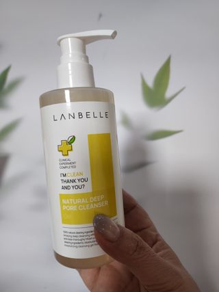 랑벨 내츄럴 딥 포어 클렌저 210ml (저자극 약산성 천연 클렌징 젤) — 5점을 준 리뷰어가 2022년 4월 올린 사용 사진