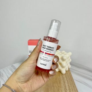 썸헤어 / SUMHAIR 썸헤어 실키 테라피 헤어 에센스 — 5점을 준 리뷰어가 2021년 7월 올린 사용 사진