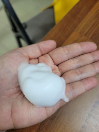 [후르디아] 아보카도 약산성 비건 여성 청결제 — 5점을 준 리뷰어가 2021년 12월 올린 사용 사진