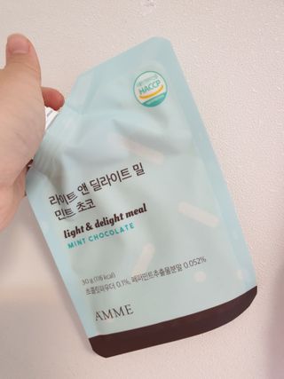 아므_이너뷰티 라이트 앤 딜라이트 밀 민트 초코 — 4점을 준 리뷰어가 2021년 7월 올린 사용 사진