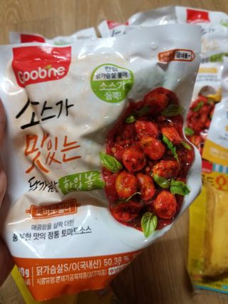 굽네몰 [굽네] 소맛닭 한입 볼 3종 6팩 + 골드 오믈렛 2팩 — 5점을 준 리뷰어가 2021년 7월 올린 사용 사진