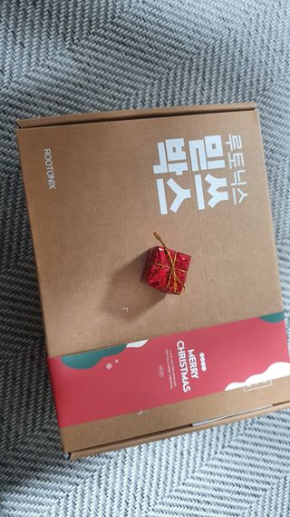 루토닉스 믿쓰박스 볼륨부스터 두피 홈케어 솔루션 — 5점을 준 리뷰어가 2021년 12월 올린 사용 사진
