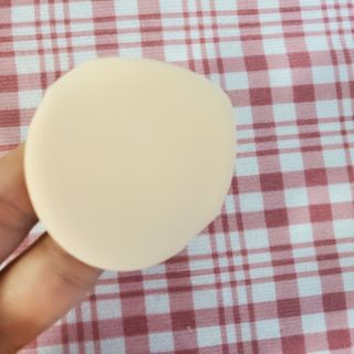 [툴앤썸] 메이크업 브러시로 바르고 호빵 스펀지로 클렌징하는 A-Z 뷰티툴 5종 — 5점을 준 리뷰어가 2021년 1월 올린 사용 사진