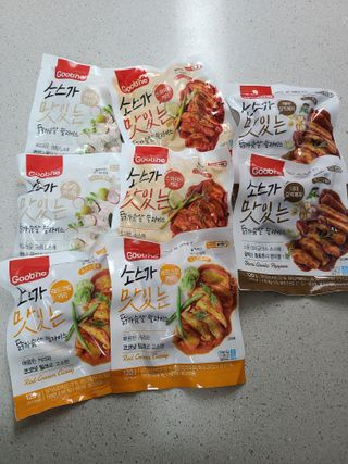 굽네몰 [굽네] 소스가 맛있는 닭가슴살 슬라이스 4종 — 5점을 준 리뷰어가 2021년 11월 올린 사용 사진