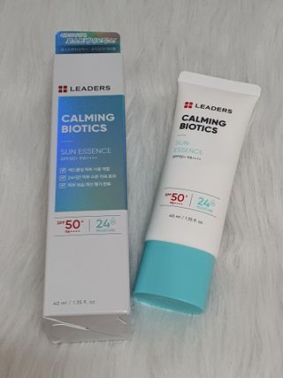 리더스코스메틱 리더스 카밍 바이오틱스 선 에센스 SPF 50+ PA++++ — 5점을 준 리뷰어가 2022년 8월 올린 사용 사진