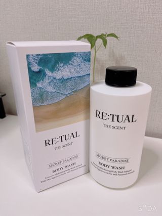 레츄얼 더 센트 바디워시 시크릿 파라다이스(500ml) — 5점을 준 리뷰어가 2022년 7월 올린 사용 사진