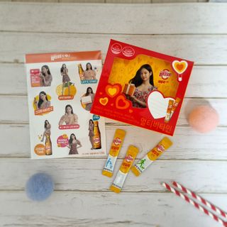 광동생활건강 [광동] 비타500데일리스틱 크리스마스 에디션 60포+20포 추가 증정&쇼핑백+스티커 gift — 5점을 준 리뷰어가 2021년 12월 올린 사용 사진