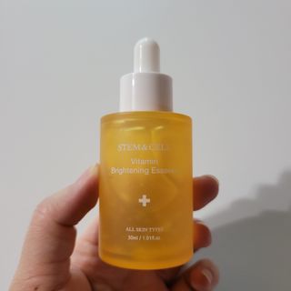 체르엠 스템앤셀 비타민 브라이트닝 에센스 30ml 1개 — 4점을 준 리뷰어가 2021년 12월 올린 사용 사진