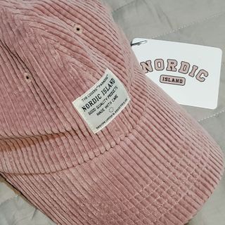 노르딕아일랜드 DW CORDUROY 볼캡 — 5점을 준 리뷰어가 2021년 12월 올린 사용 사진