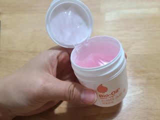 바이오오일 [바이오-오일] 드라이 스킨 젤 100ml — 5점을 준 리뷰어가 2021년 12월 올린 사용 사진