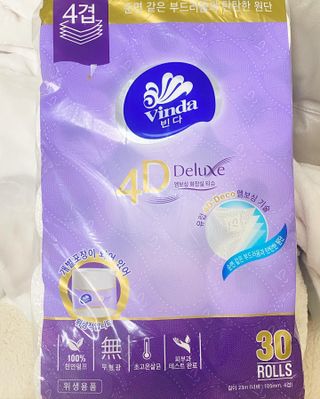 빈다 4Deluxe 4겹 엠보싱 롤 화장지 — 5점을 준 리뷰어가 2022년 3월 올린 사용 사진