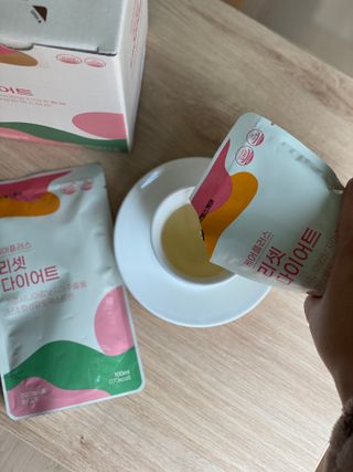 [경남제약헬스케어] 케어플러스 리셋 다이어트 청포도맛 100ml X 5포 (5일분) — 5점을 준 리뷰어가 2023년 3월 올린 사용 사진