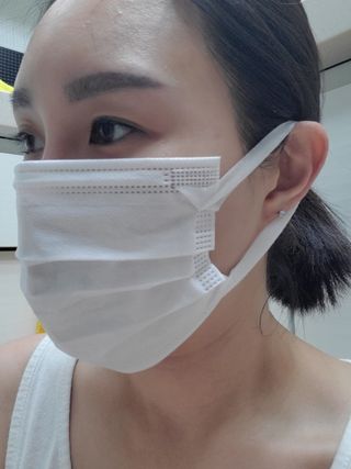 케이퓨리 KF80 덴탈 귀편한 숨쉬기편한 마스크 50매 — 5점을 준 리뷰어가 2022년 10월 올린 사용 사진
