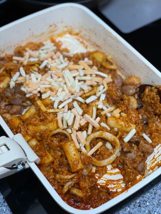 화끈한녀석들 새오똥400g 새우,오징어,똥집 볶음요리 소스,밀떡, 참기름 포함 — 5점을 준 리뷰어가 2022년 11월 올린 사용 사진