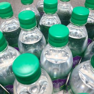 몽베스트 Montbest with Sparkling water Lime20병 — 5점을 준 리뷰어가 2022년 8월 올린 사용 사진
