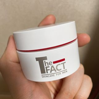 The Fact 더 팩트 내추럴 에스에프엔 에이틴 시니어 크림 — 5점을 준 리뷰어가 2021년 5월 올린 사용 사진