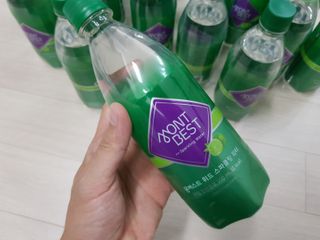 몽베스트 Montbest with Sparkling water Lime20병 — 5점을 준 리뷰어가 2022년 6월 올린 사용 사진