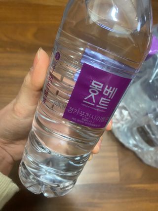 몽베스트 [MONTBEST]위드어스 500mL 20병 — 5점을 준 리뷰어가 2024년 3월 올린 사용 사진