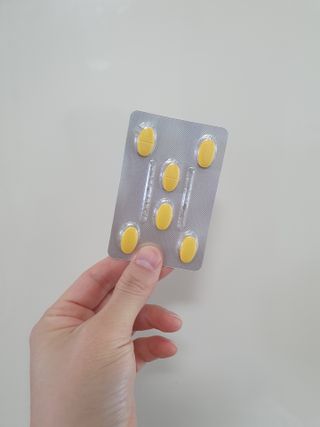 서울약사신협_내몸애발란스멀티비타민앤미네랄파워업_800mg x 90정 — 4.5점을 준 리뷰어가 2021년 3월 올린 사용 사진